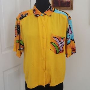 💥Beautiful Vintage Button Down Shirt💥